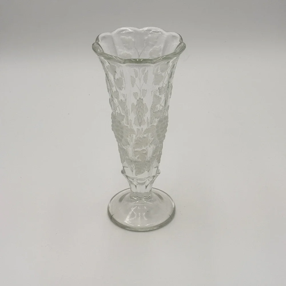 Westmoreland PANELED GRAPE Vase Glass Signed MA Lash 1980 Scalloped 8.5 X 3.5